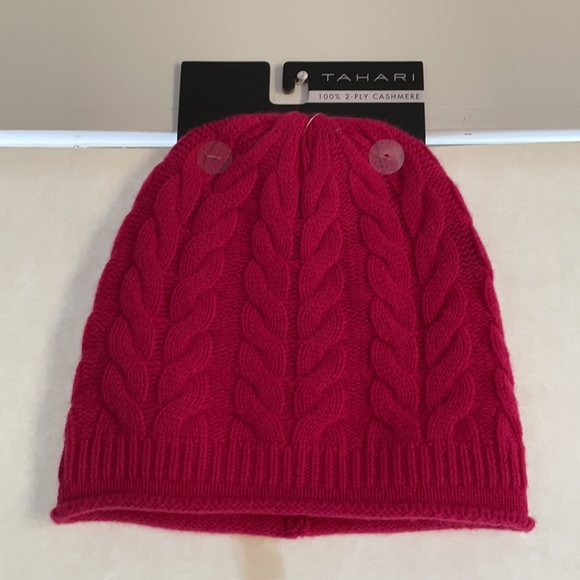NWT Tahari 100% 2 Ply Cashmere Hot Pink Cable Knit Beanie - Picture 2 of 3
